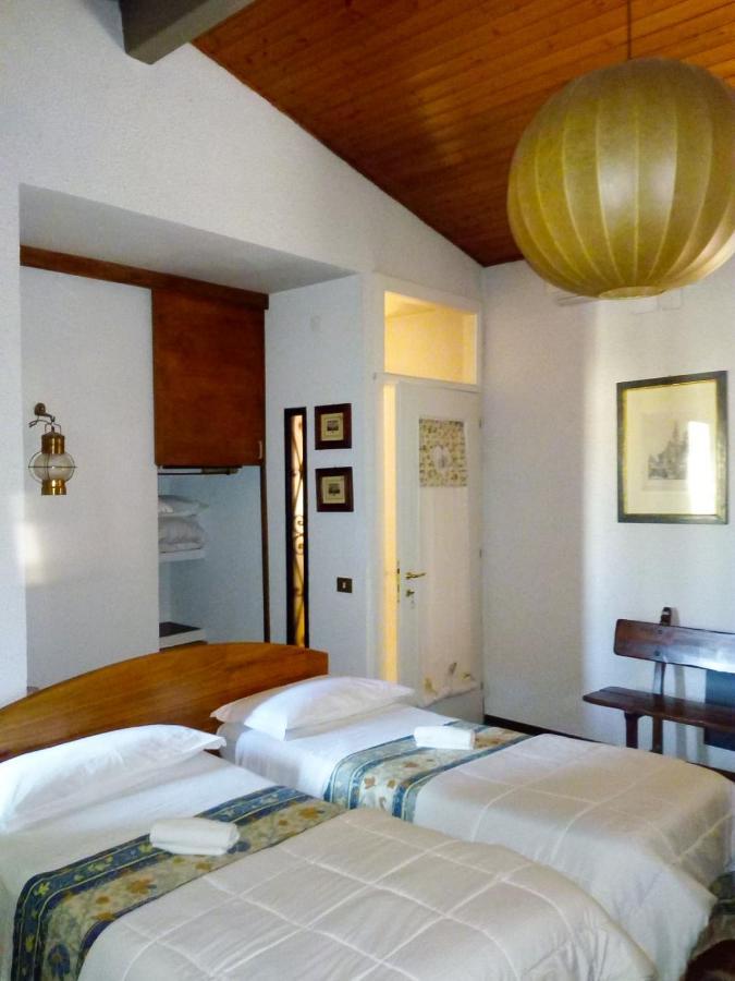 Bed And Breakfast Mimosa Cascina Extérieur photo